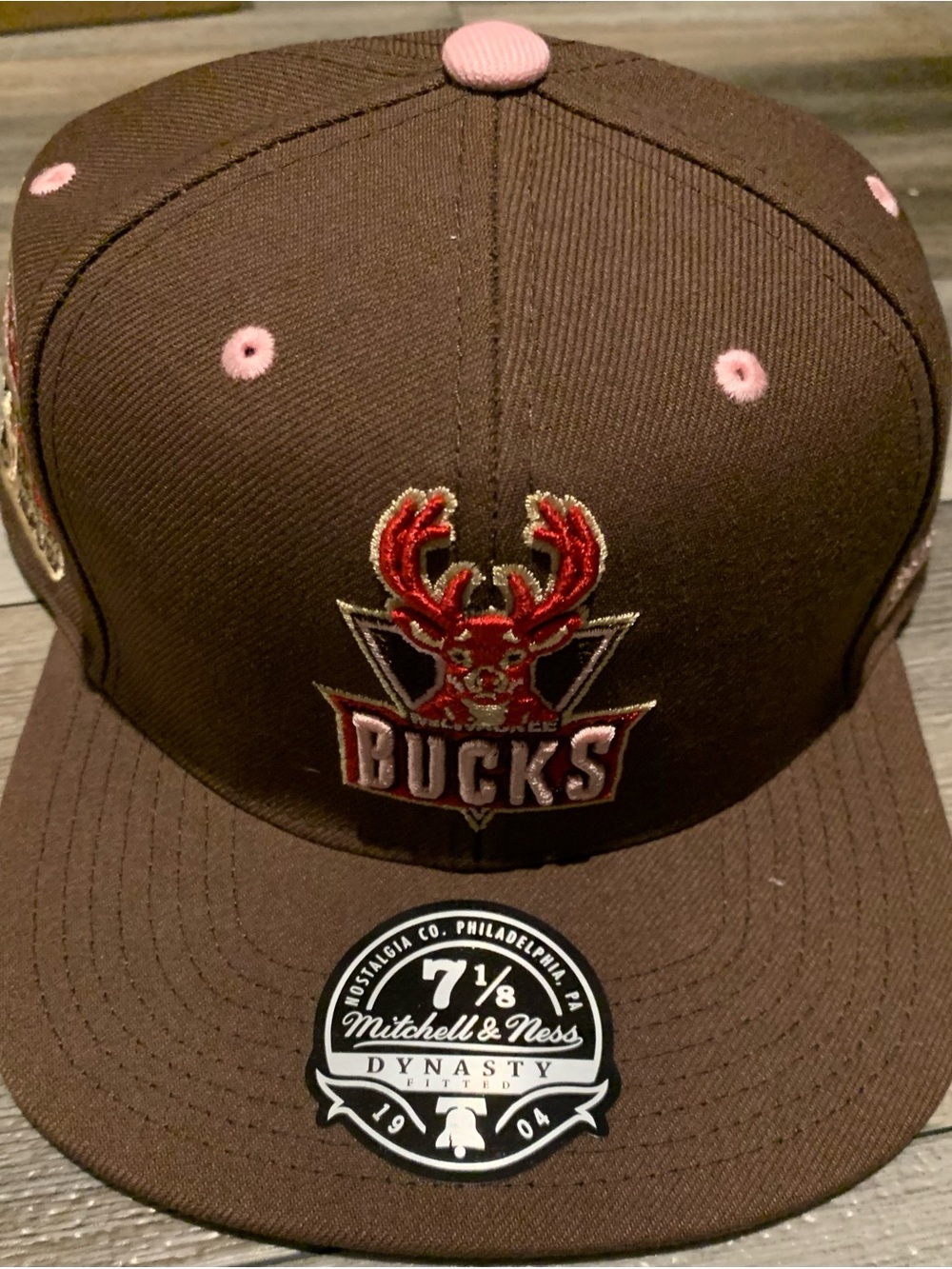 Mitchell & Ness Brown and Pink Fitted 7 1/8